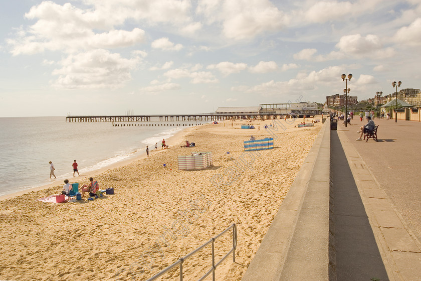 RM-0059 
 Keywords: suffolk beach lowestoft