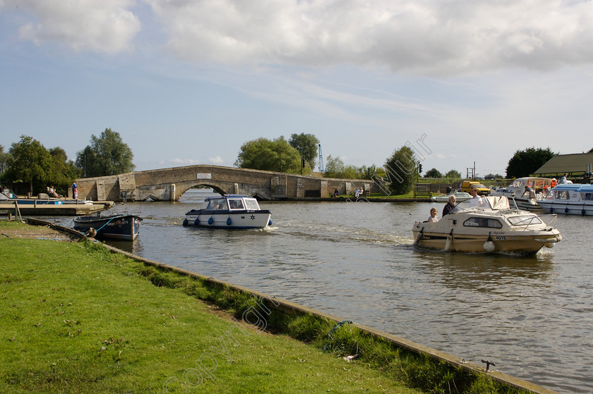 RMP-0003 
 Potter Heigham Norfolk Broads 
 Keywords: boats, Norfolk Broads, Potter Heigham, river