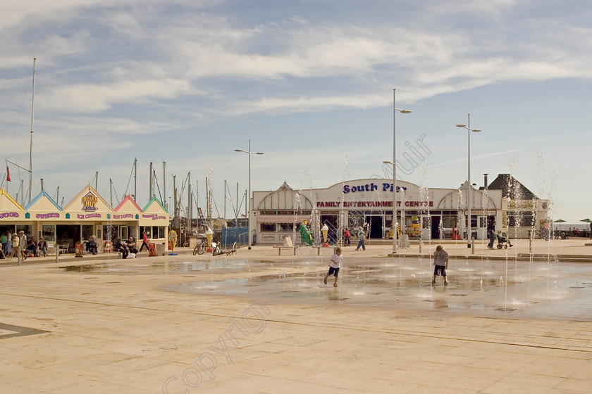 RM-0069 
 Keywords: Lowestoft suffolk pier