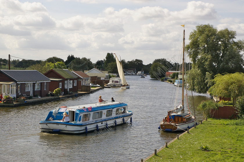 RMP-0007 
 Norfolk Broads 
 Keywords: boats, broads, england, norfolk, potter hiegham, river, uk