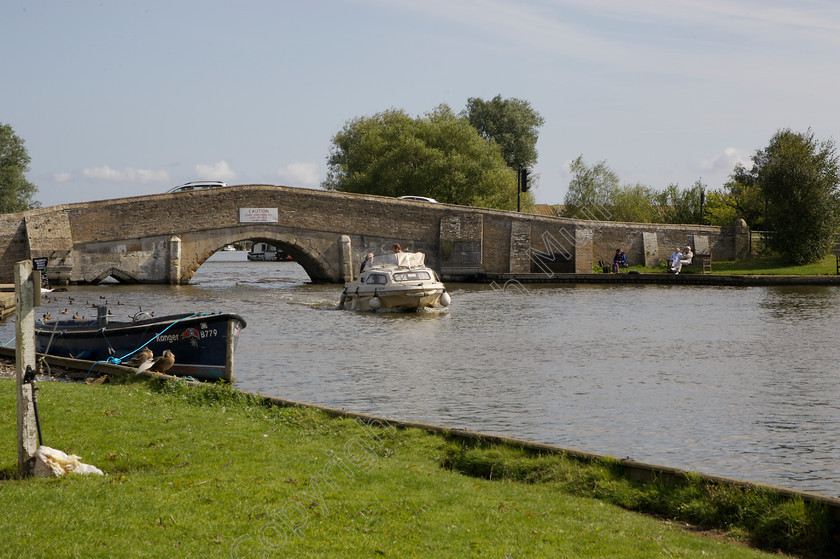 RMP-0001 
 Potter Heigham Norfolk Broads 
 Keywords: boats, Norfolk Broads, Potter Heigham, river