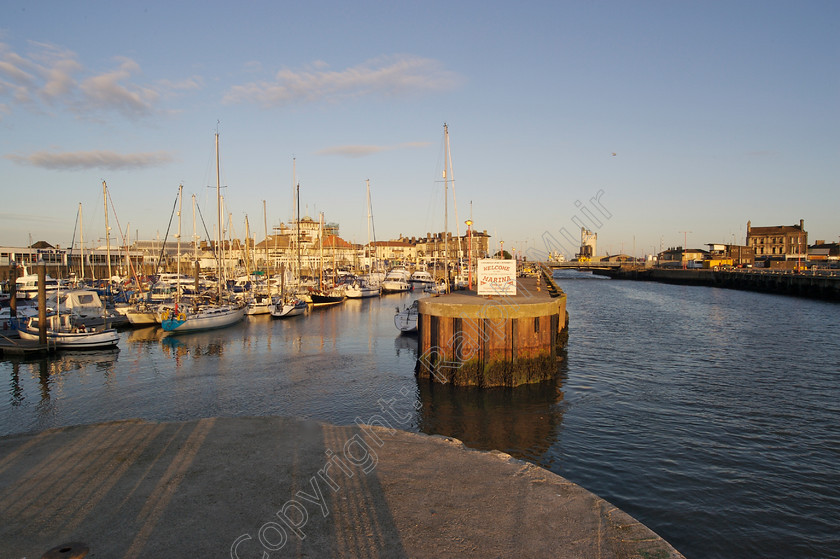 RM-064 
 Lowestoft Marina at sunrise 
 Keywords: Suffolk Lowestoft marina,boats port,
sailing 2006