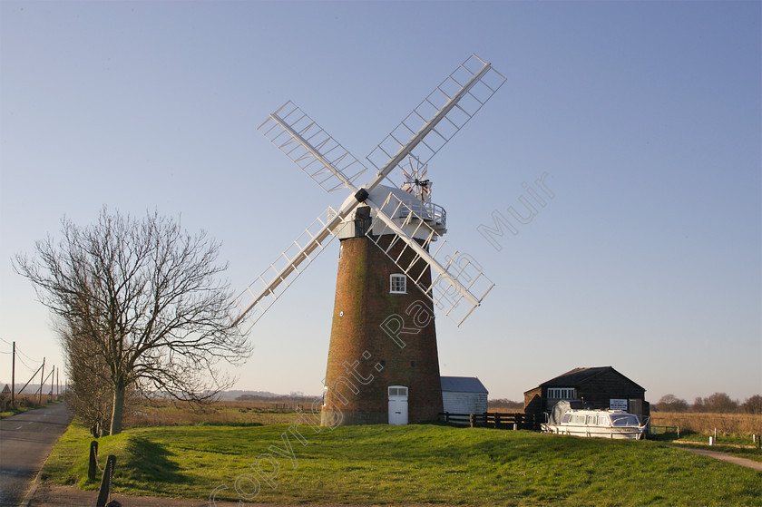 RM- 0083 
 Horsey Mill Norfolk 
 Keywords: horsey mill norfolk uk windmill