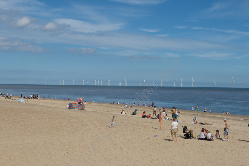 A MG 007 
 Beach, Great Yarmouth 
 Keywords: beach, england, great yarmouth, norfolk, Sea Front, uk, wind farm